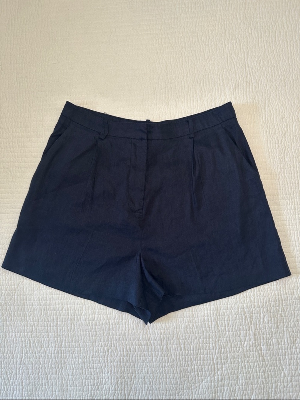 ANTONIO MELANI Navy High-Waist Pleated Shorts Size 12 - Picture 1 of 10